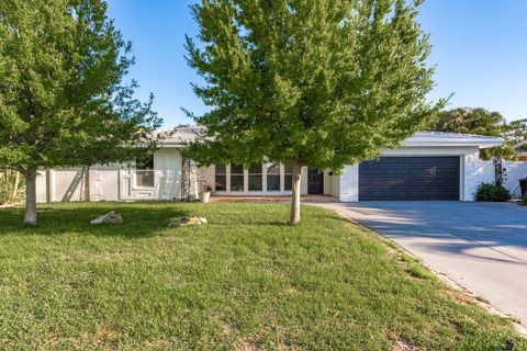 Photo of 4127 53rd Avenue S, St Petersburg, FL 33711 (MLS # TB8363208)