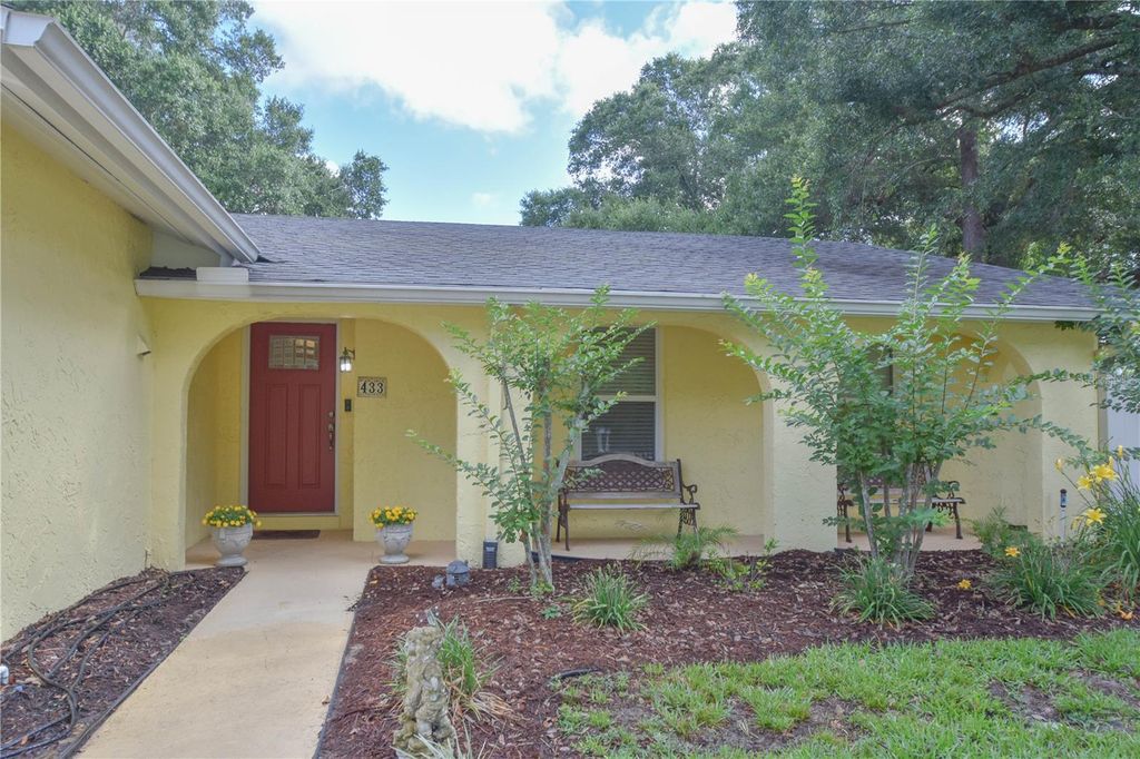 Photo of 433 Center Street, Altamonte Springs, FL 32701 (MLS # O6410471)