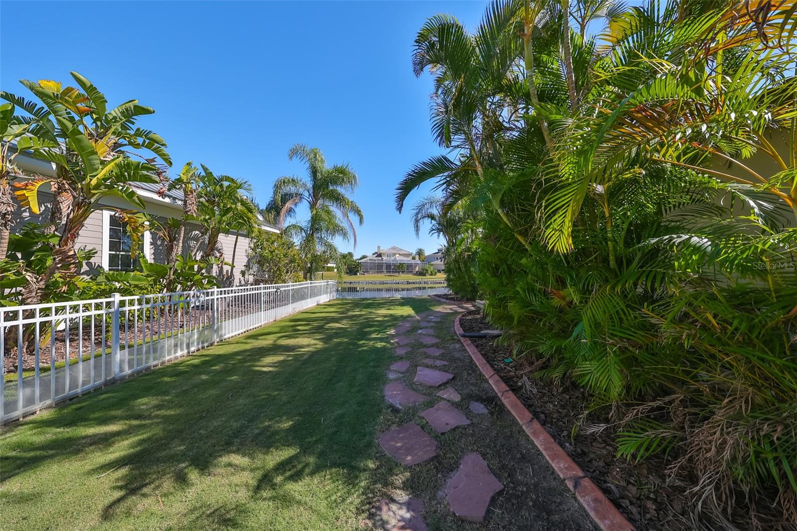 MIRABAY PH 2A-4 - Residential