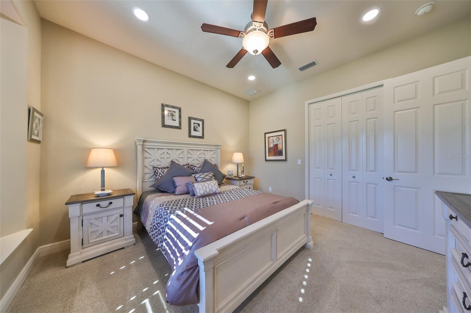 MIRABAY PH 2A-4 - Residential