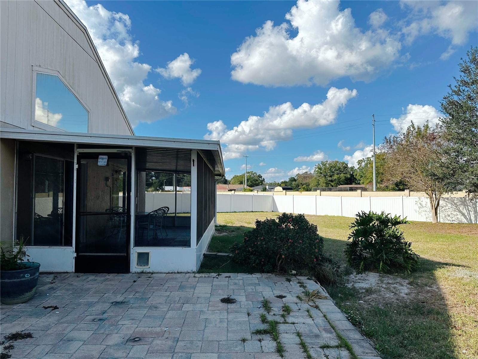 OAKFORD ESTATES - Residential Lease