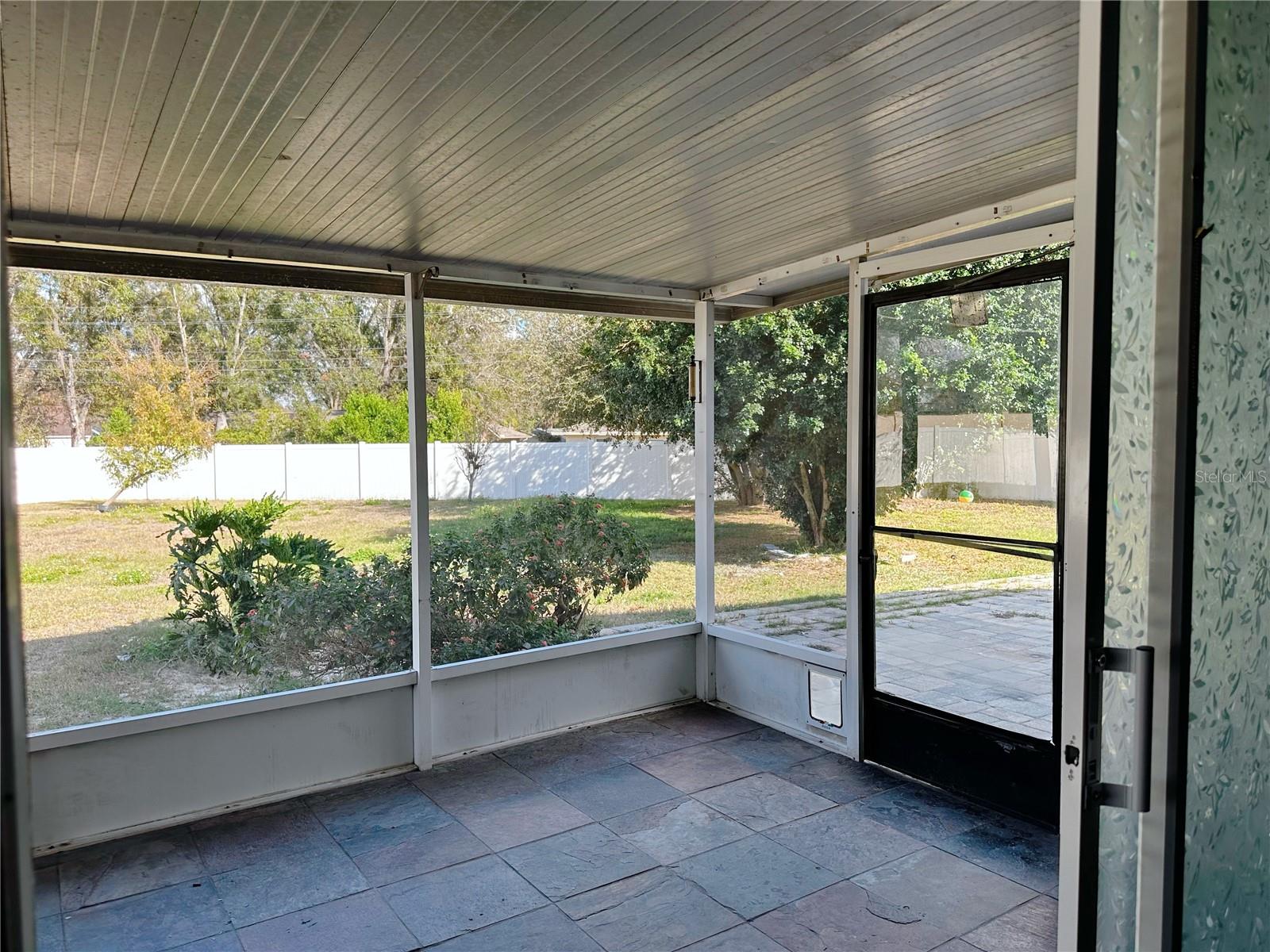 OAKFORD ESTATES - Residential Lease