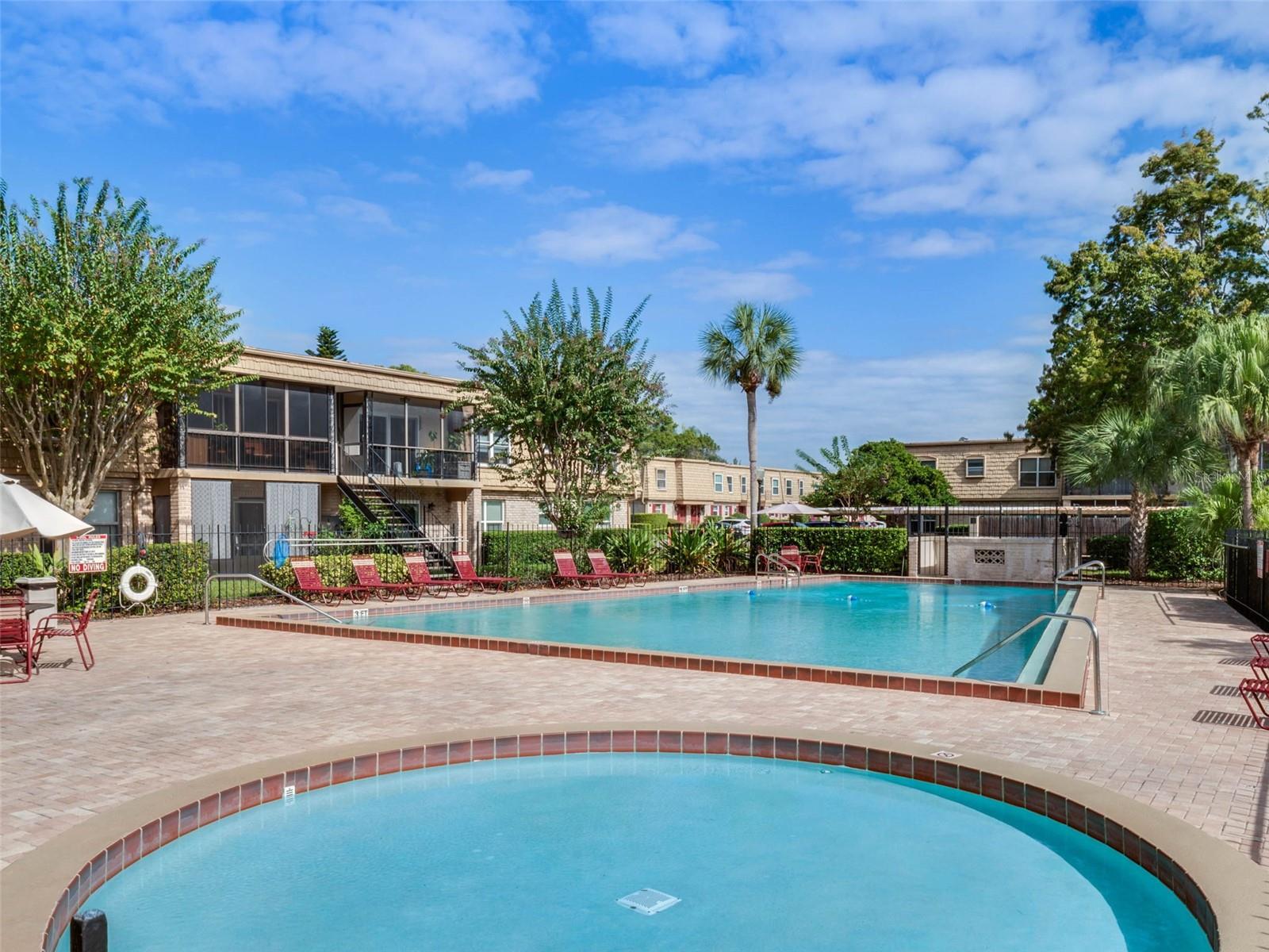 FOUR SEASONS CONDO - Residential