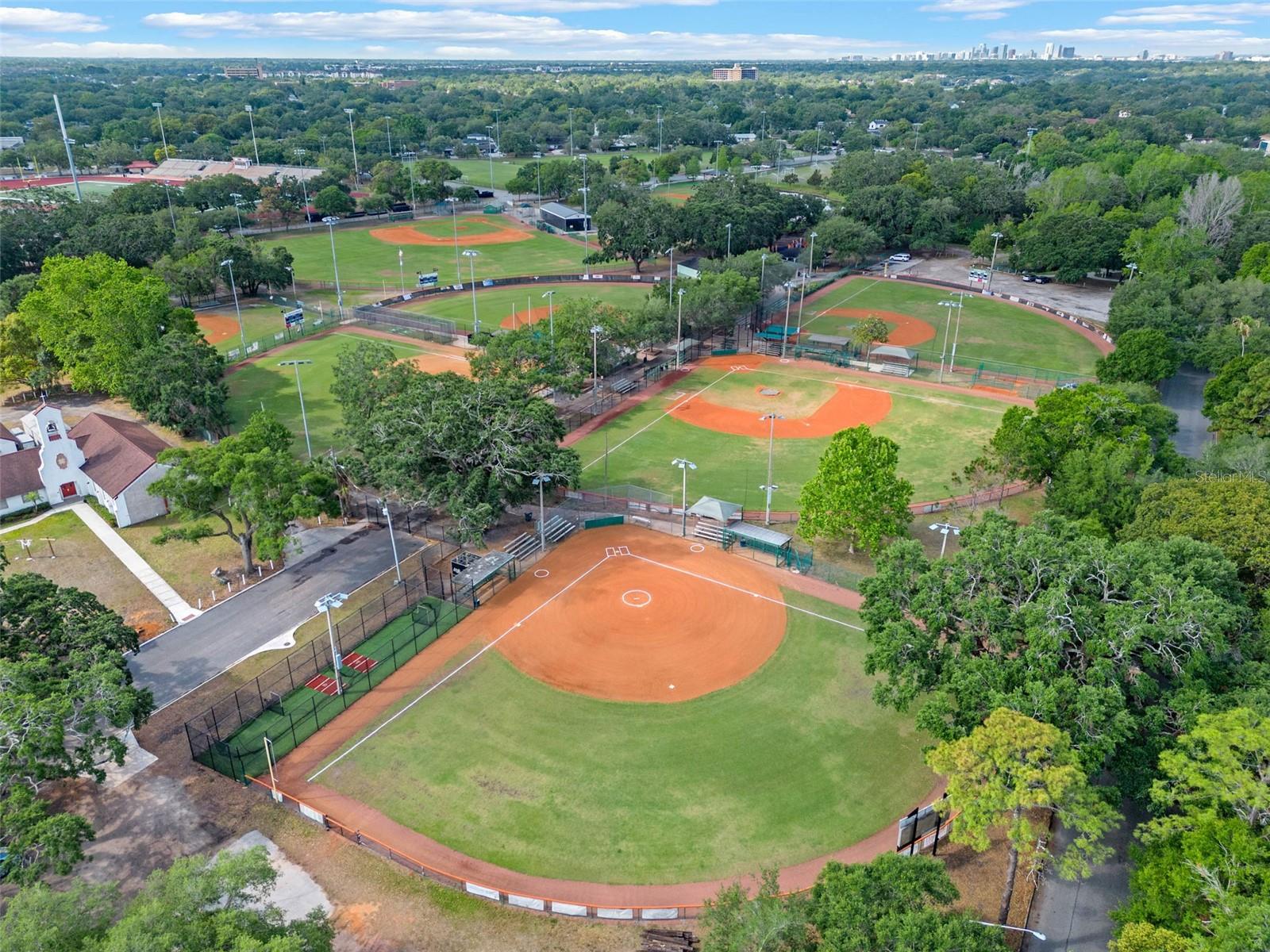 FOUR SEASONS CONDO - Residential