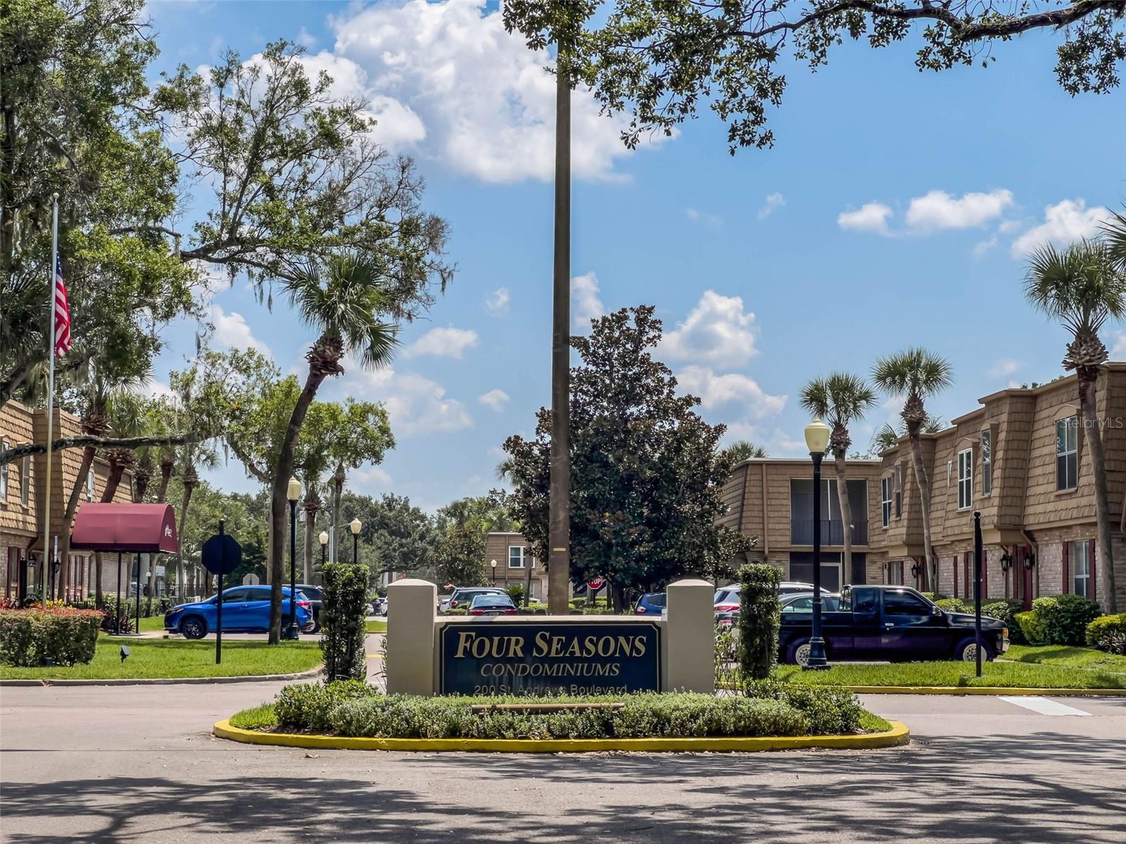 200 SAINT ANDREWS BOULEVARD 1707