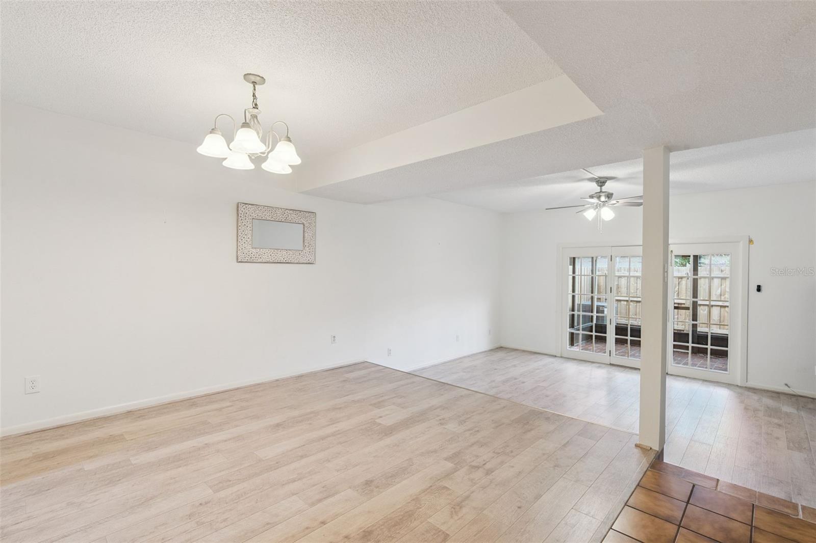 FOUR SEASONS CONDO - Residential