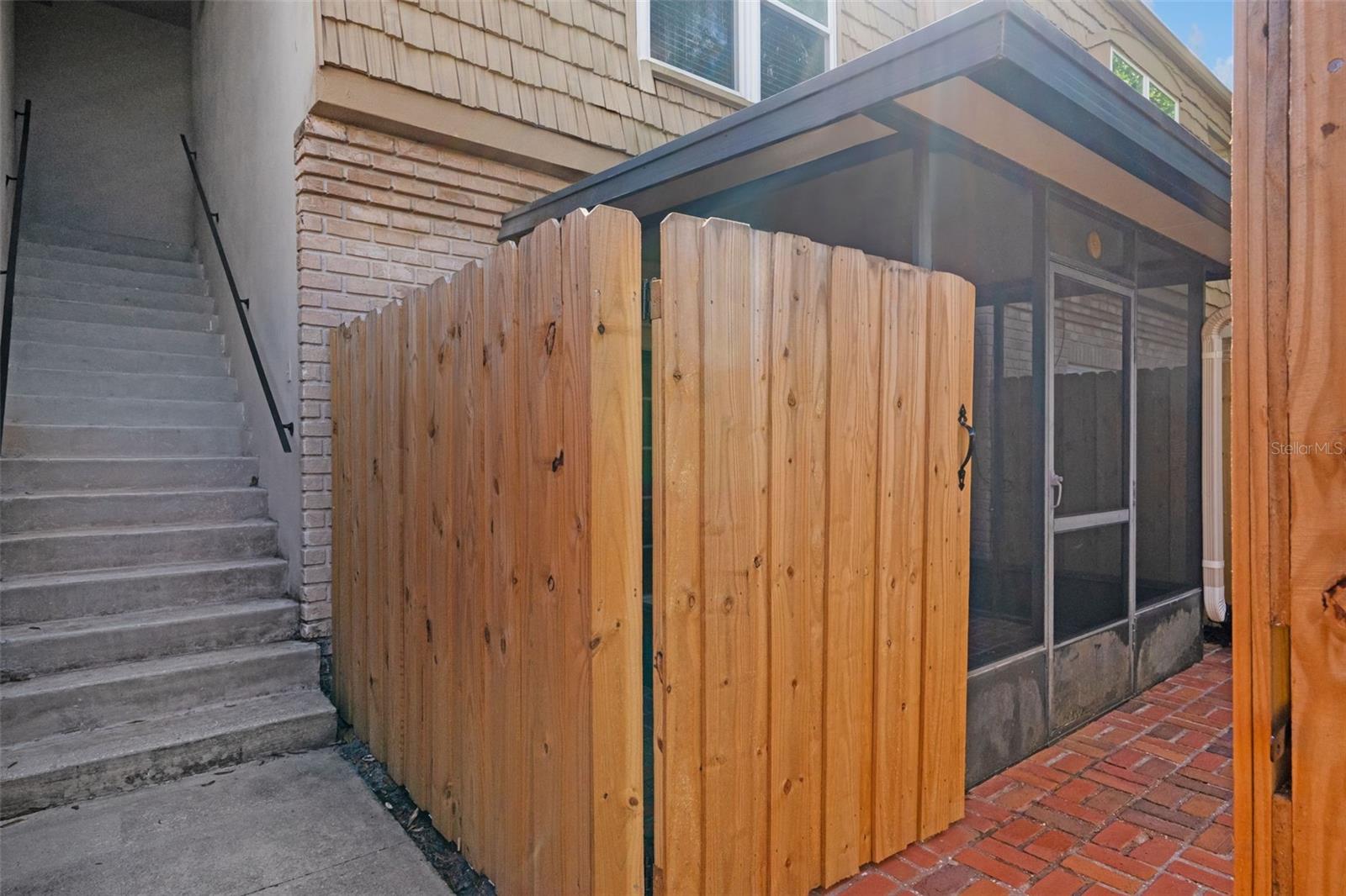 FOUR SEASONS CONDO - Residential