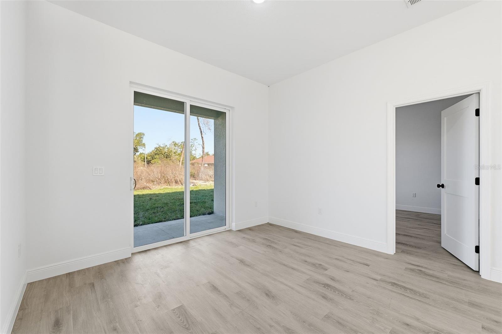 MARION OAKS UN SIX - Residential