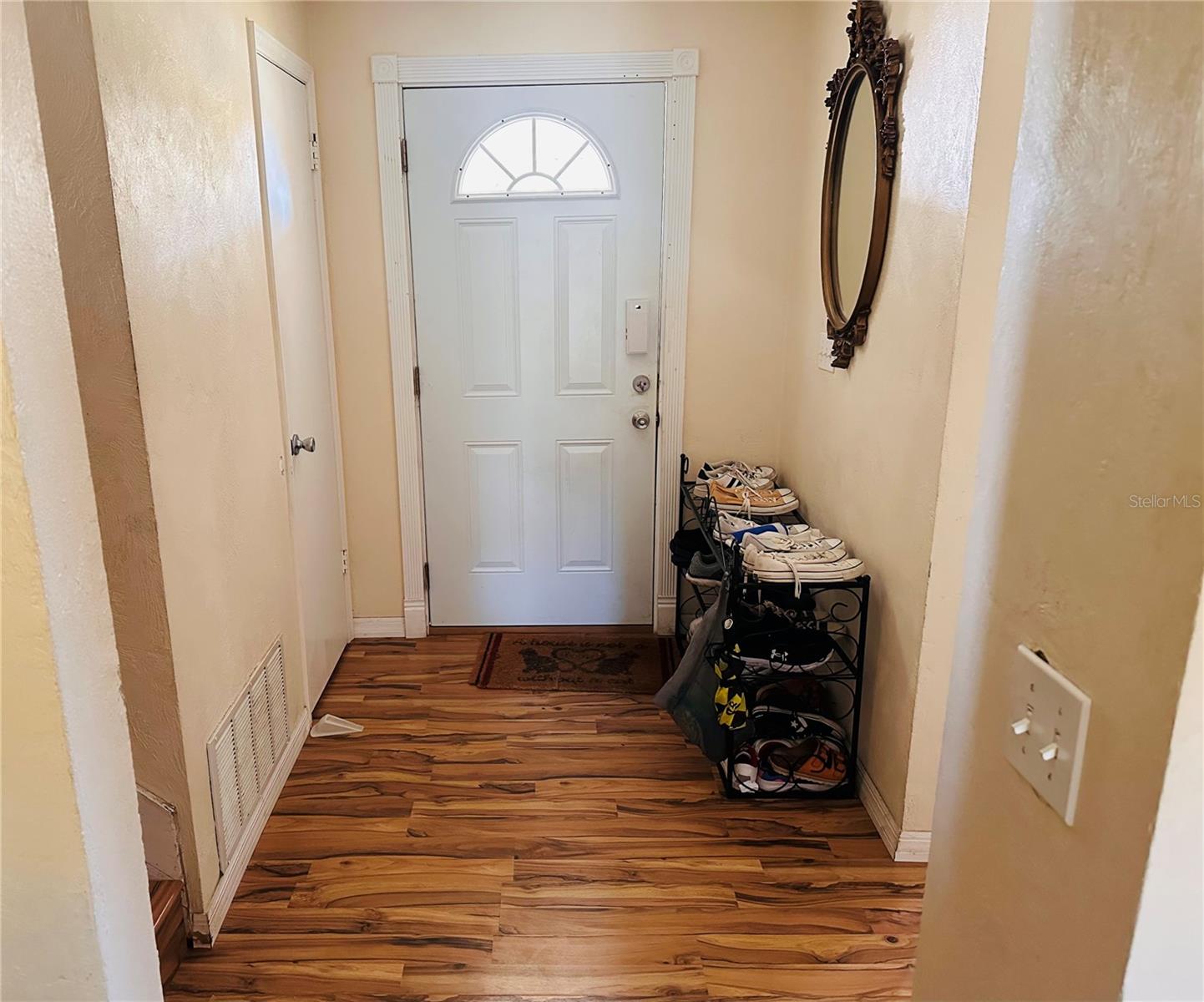 SHANGRI LA UNIT 01 - Residential