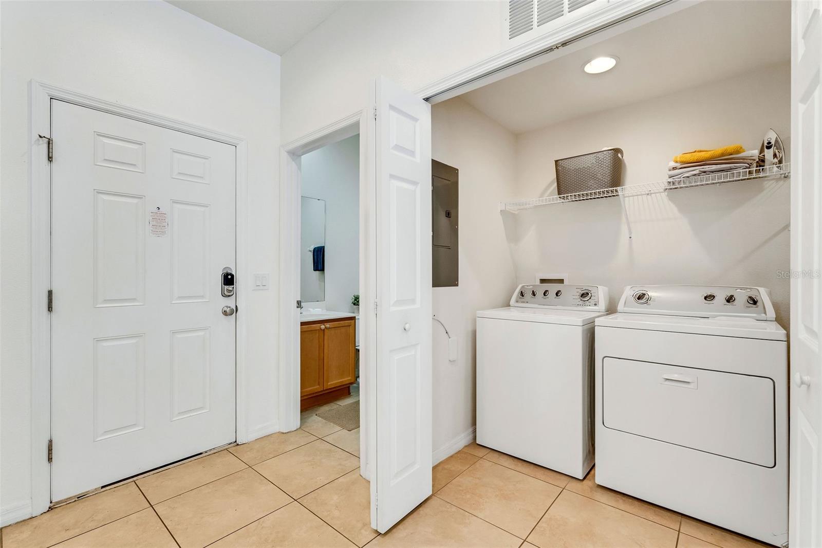 3088 YELLOW LANTANA LANE