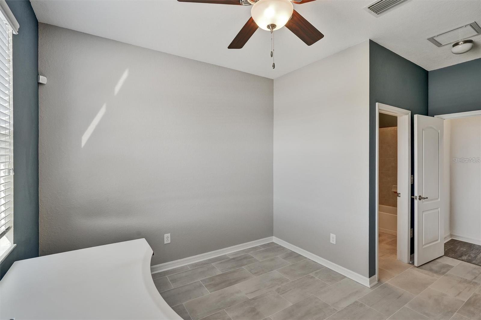 HERITAGE HARBOUR SUBPHASE J - Residential Lease