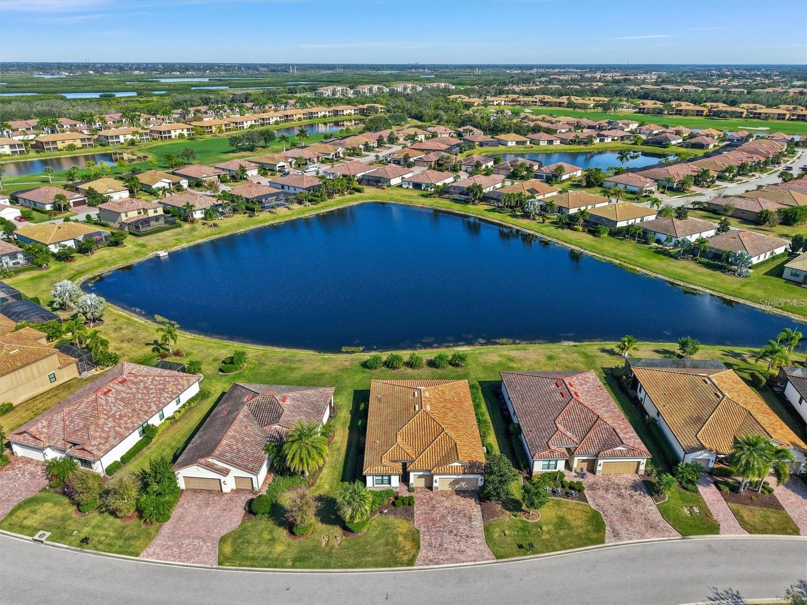 HERITAGE HARBOUR SUBPHASE J - Residential Lease