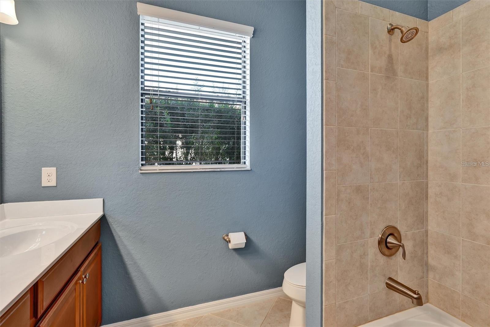 HERITAGE HARBOUR SUBPHASE J - Residential Lease