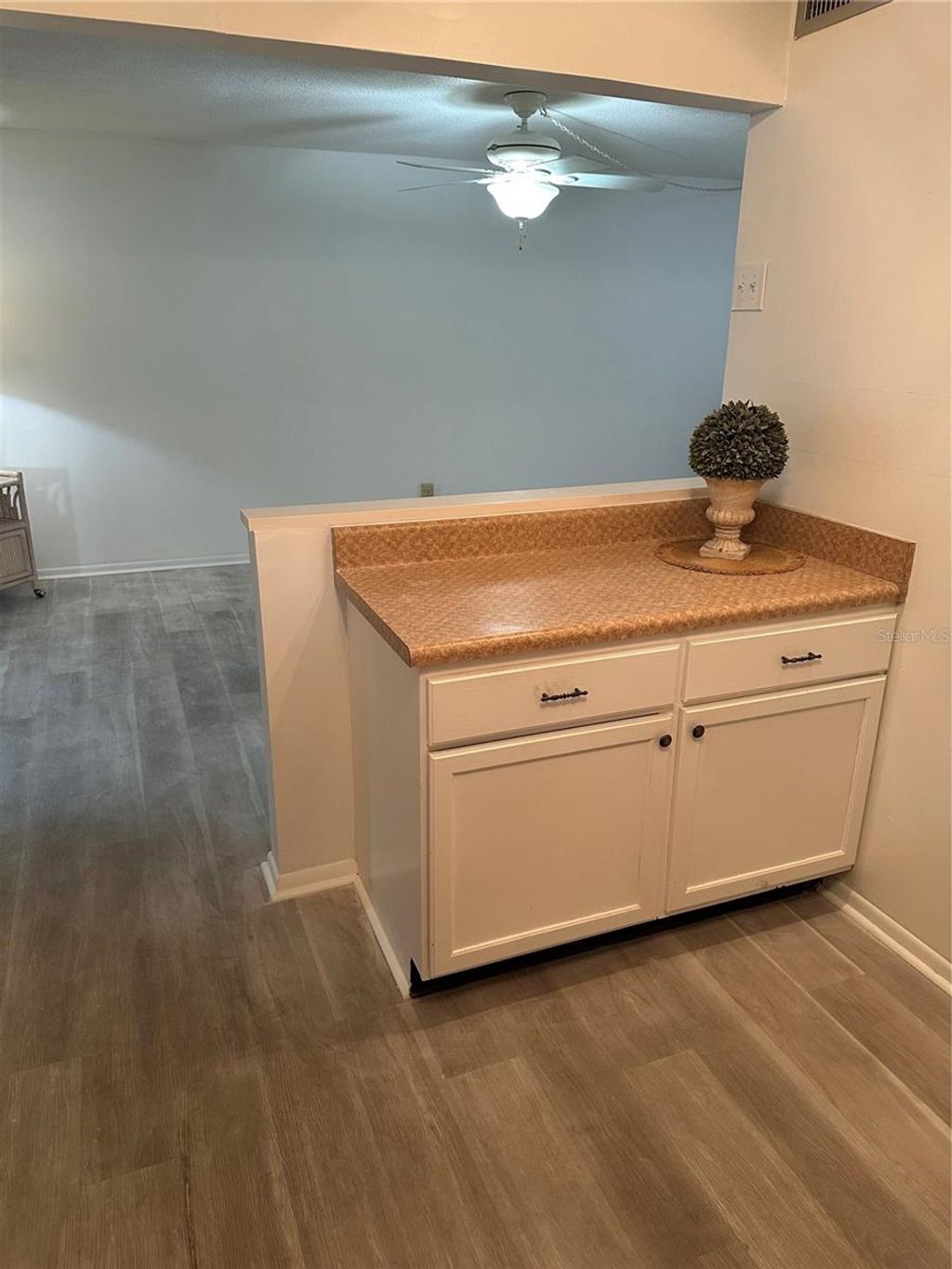 Photo of 200 Portree Drive, Dunedin, FL 34698 (MLS # TB8374637)