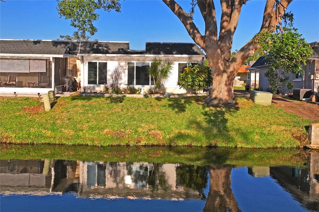 Photo of 200 Portree Drive, Dunedin, FL 34698 (MLS # TB8374637)