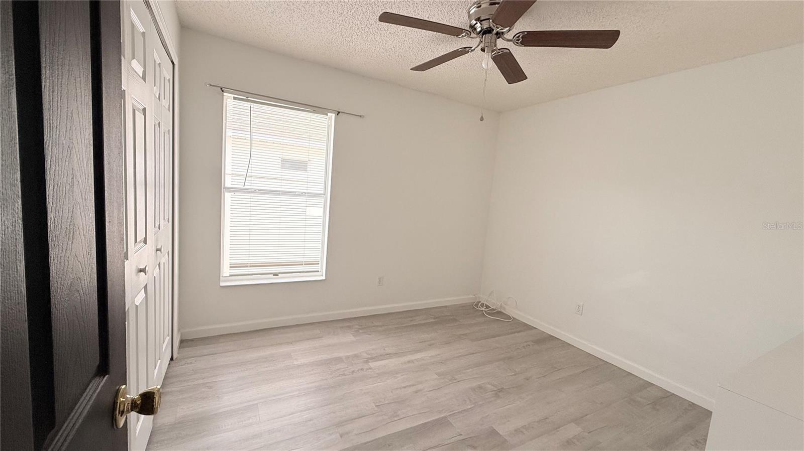 DAVENPORT LAKES PH 05 - Residential Lease