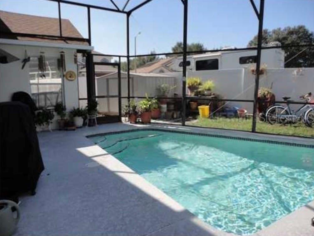 DAVENPORT LAKES PH 05 - Residential Lease