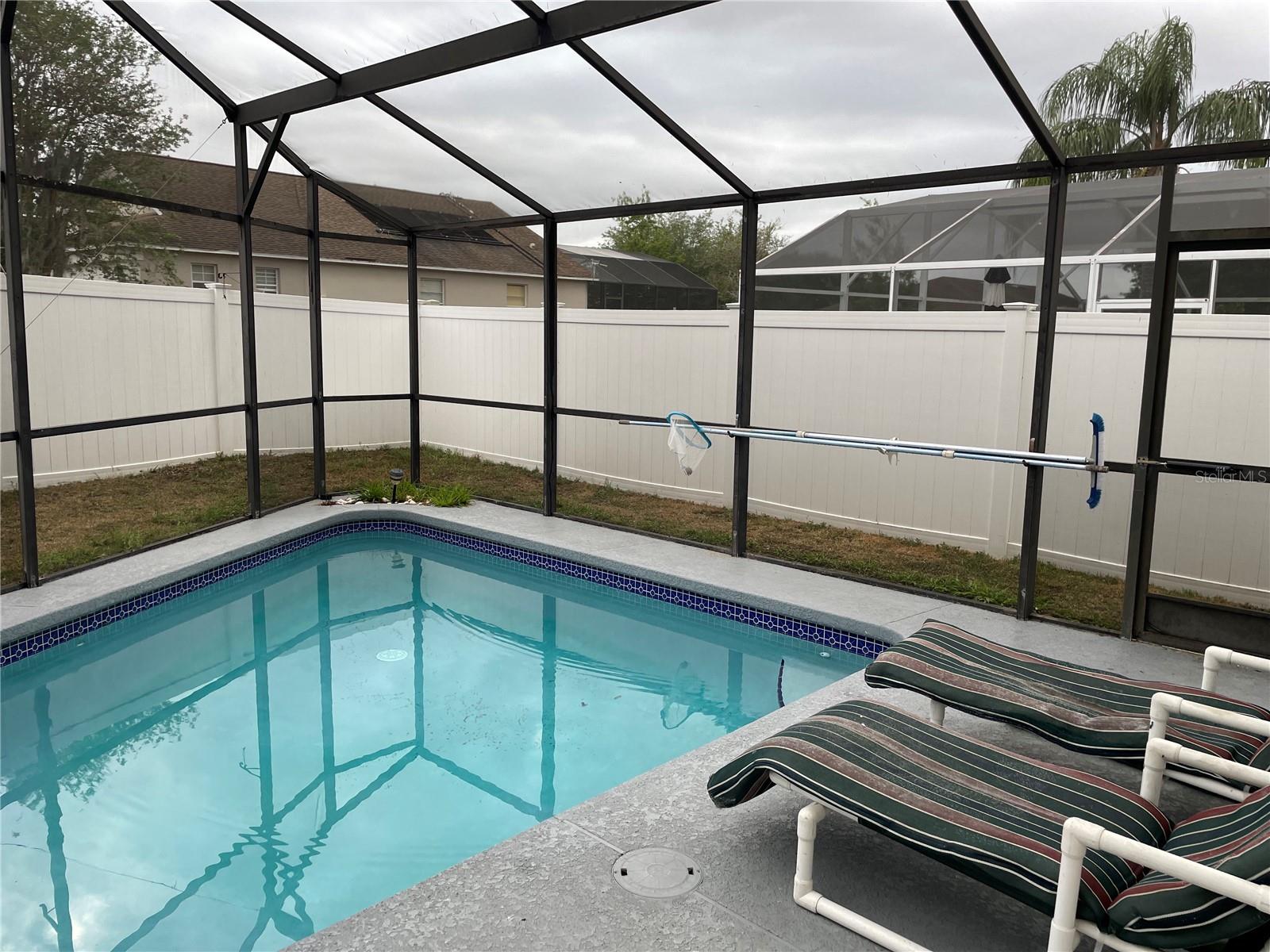 DAVENPORT LAKES PH 05 - Residential Lease