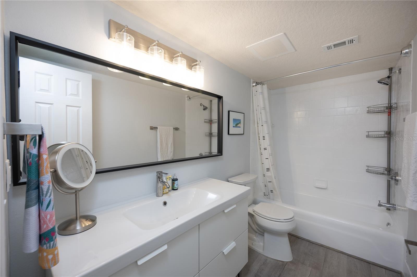 GOLFVIEW I CONDO - Residential