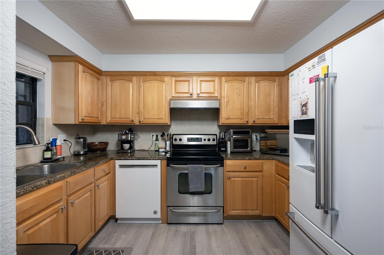 GOLFVIEW I CONDO - Residential