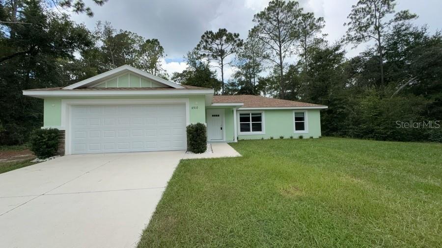 Custom Home - Desirable Citrus Springs Neighborhood 3/2/2 **Won't Last**
**You will love this 3/2/2 Home sitting on a beautiful lot.
Walk inside this open floor plan and you can imagine get togethers here in Kitchen and living areas, separate laundry room. The all wood Shaker cabinets are soft close with dressier brushed nickel cabinet pulls. Granite counters and stainless steel appliances compliment your kitchen with a large kitchen island. Enjoy the Luxury Vinyl Plank flooring & ceiling fans in all rooms. Large Master Bedroom. Both bathrooms feature Shaker Cabinets/granite counters with a walk-in shower in the master bedroom and gust bath has a steel tub/shower combo with nice tiled walls. 2'' Blinds on windows, and an automated garage door opener included. ** Large screened in Lanai.**
All RPM Diversified residents are enrolled in the Resident Benefits Package (RBP) for $39.95/month which includes renters insurance, credit building to help boost your credit score with timely rent payments, $1M Identity Protection, HVAC air filter delivery (for applicable properties), move-in concierge service making utility connection and home service setup a breeze during your move-in, our best-in-class resident rewards program, and much more! More details upon application.
Non-Smoking Home. Renter's Insurance is required!
First and Security required to Move-In
Our property offers deposit-free leasing using Obligo billing authorization technology (for qualified renters).
Available with no security deposit with Obligo!
There are restrictions on pets, if pets are allowed, there will be additional fees required.
By applying to lease with Real Property Management Diversified you will have to create either a pet/animal profile or a no-pet profile using our firm’s third-party screening service.