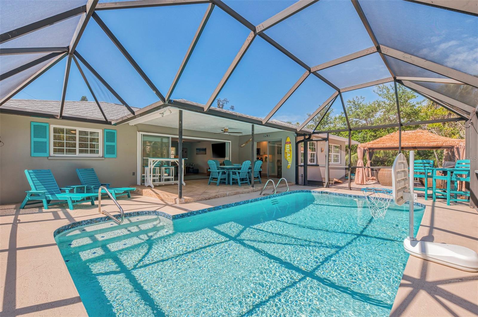 PARADISE ISLAND - Residential Lease