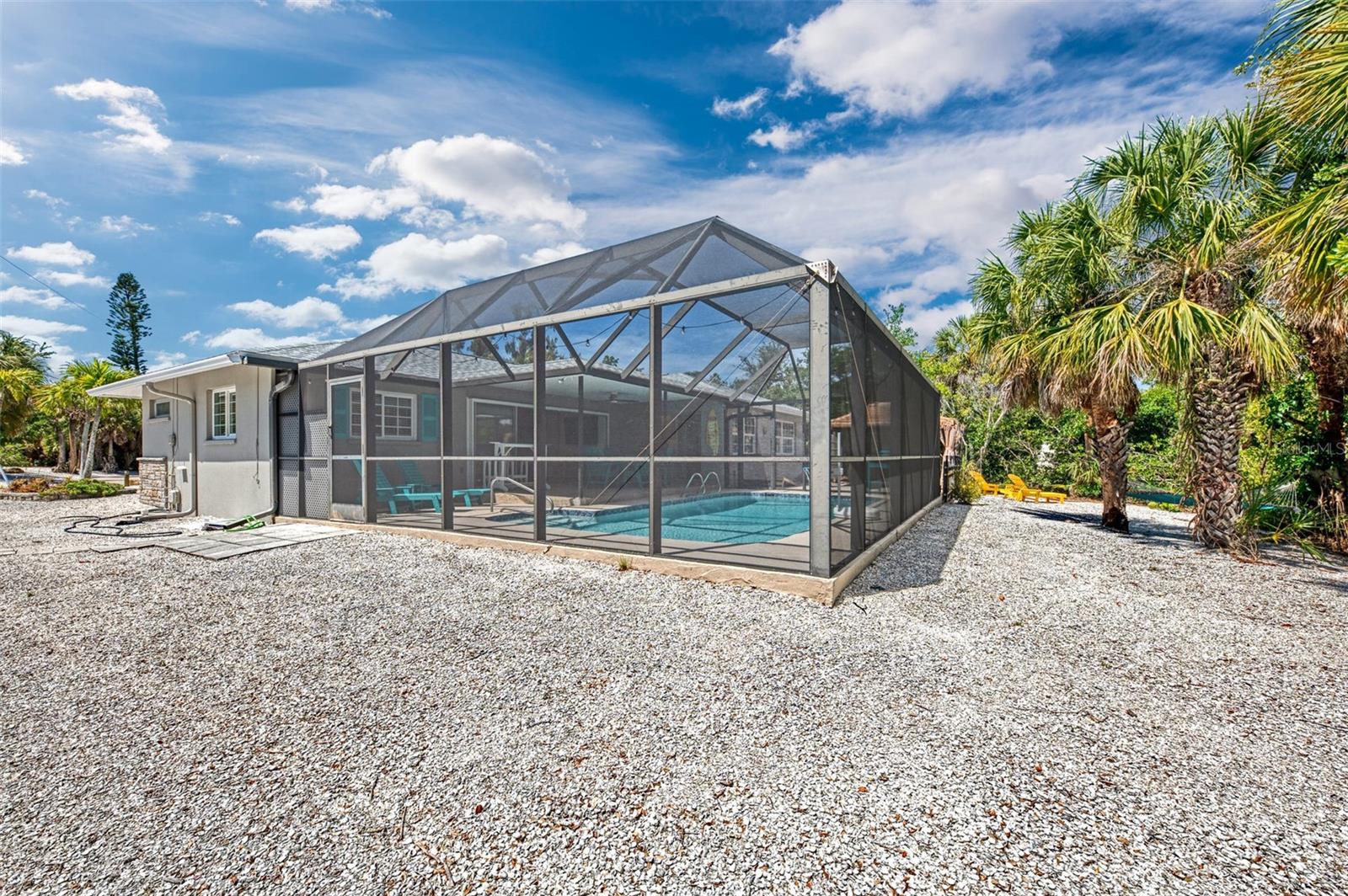 PARADISE ISLAND - Residential Lease