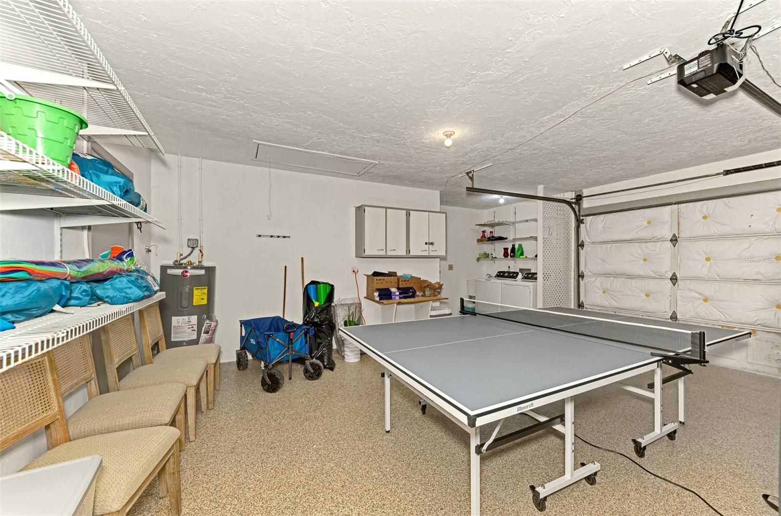 PARADISE ISLAND - Residential Lease