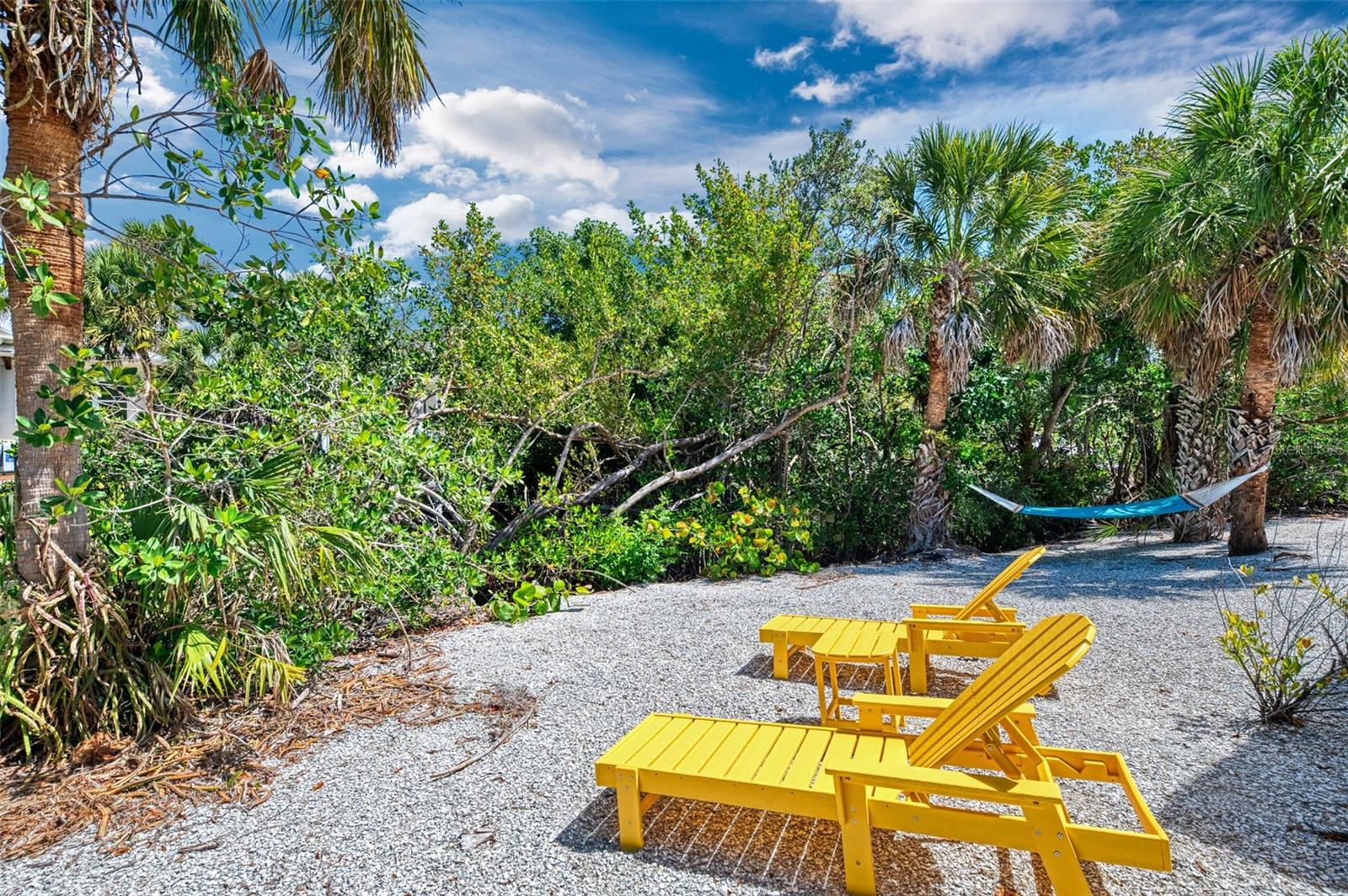 PARADISE ISLAND - Residential Lease