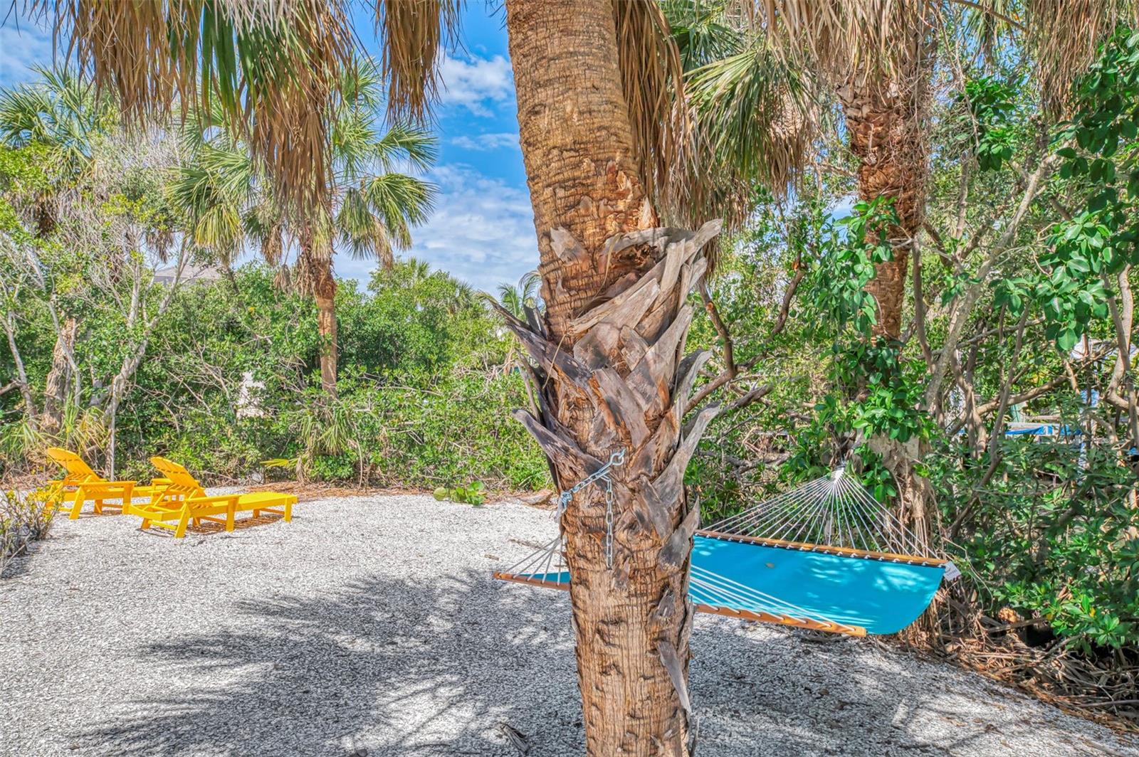 PARADISE ISLAND - Residential Lease