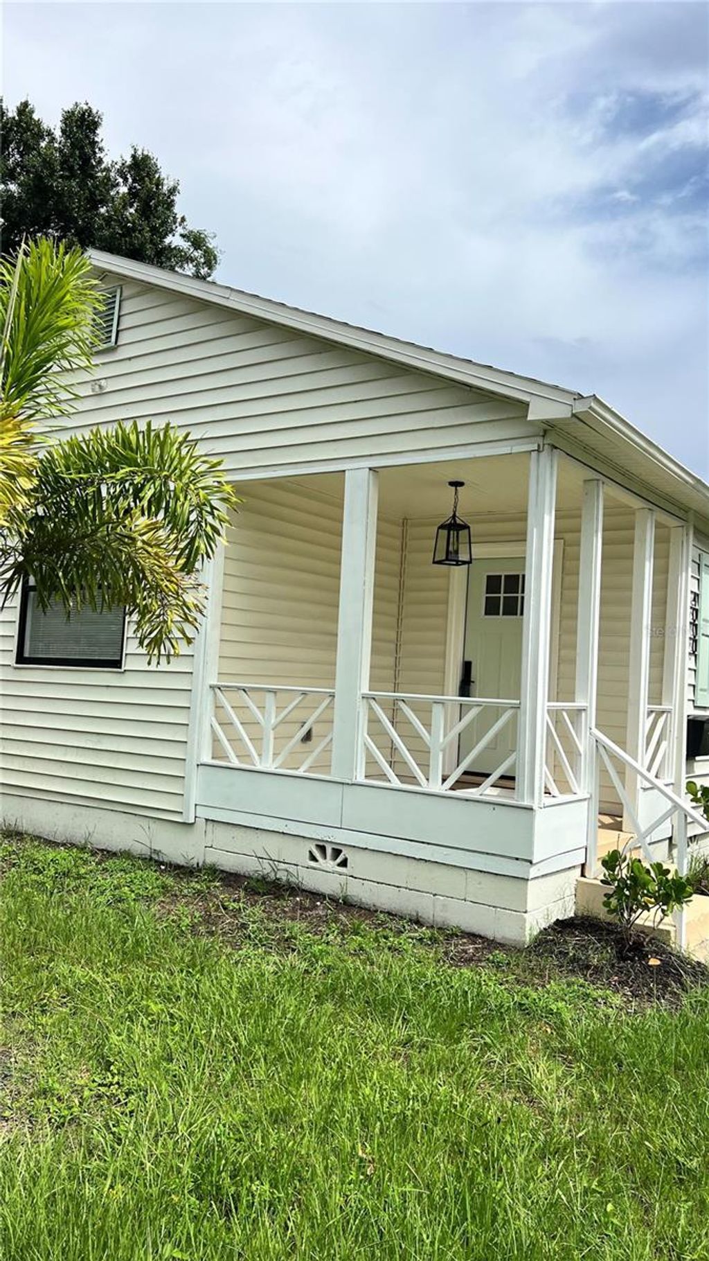 Photo of 4000 Grove Street S, St Petersburg, FL 33705 (MLS # TB8406194)