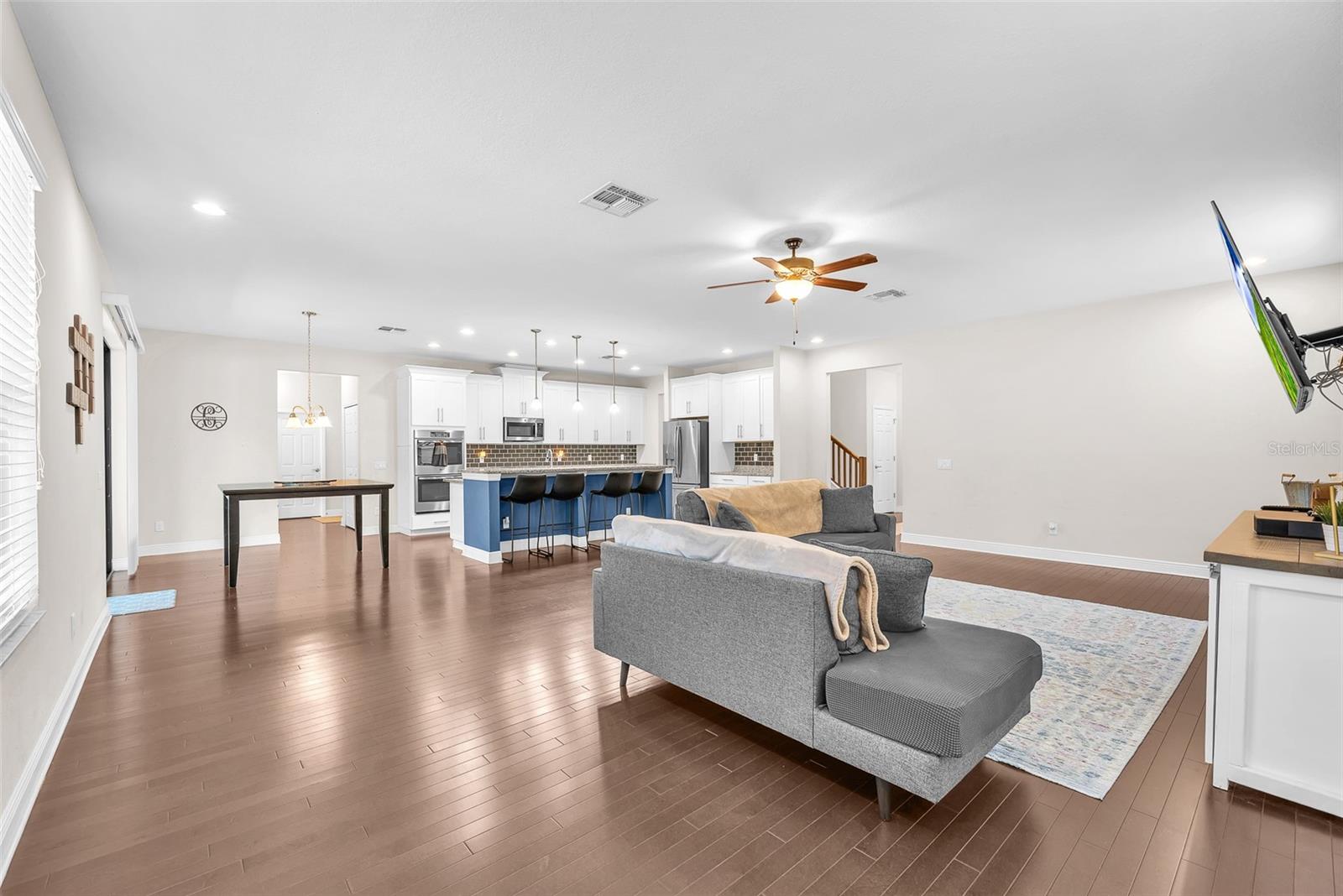 SOUTH COVE SUB PH 4 - Residential