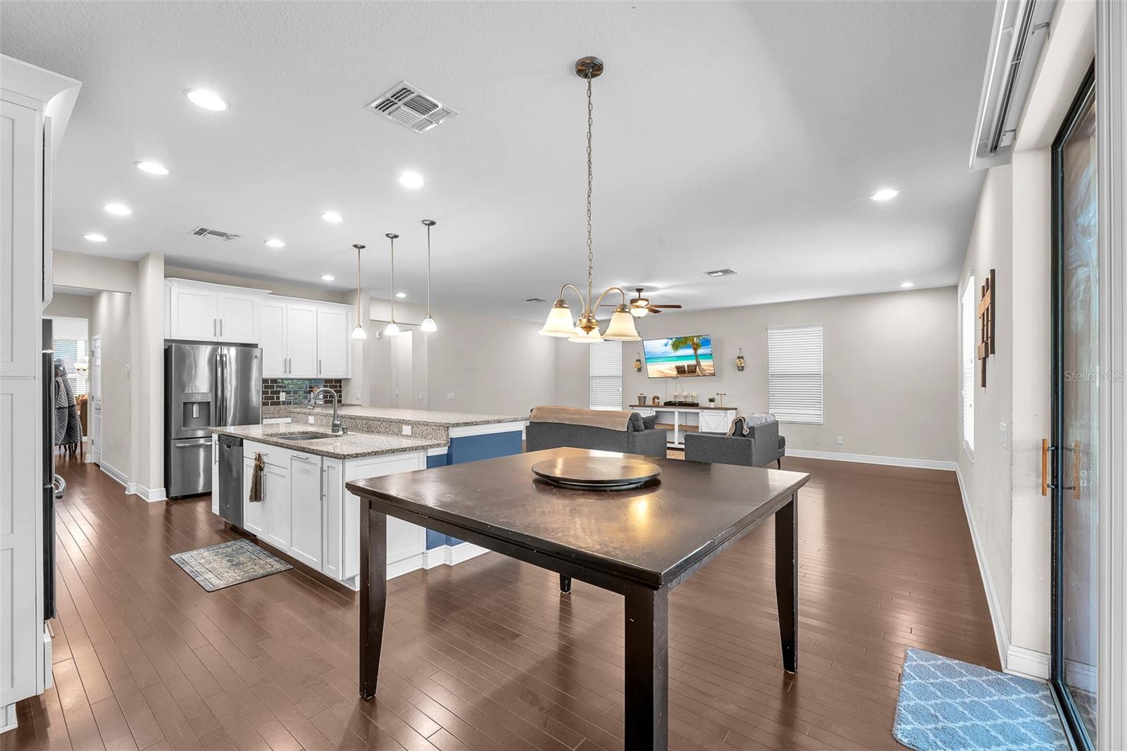 SOUTH COVE SUB PH 4 - Residential