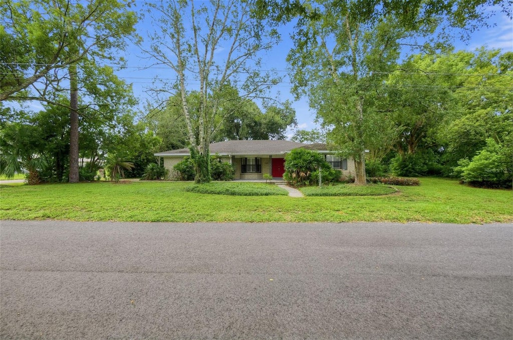 Photo of 1641 Stanley Street, Longwood, FL 32750 (MLS # O6445667)