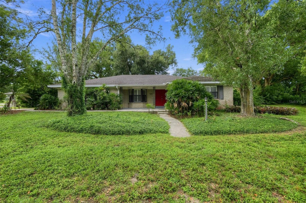 Photo of 1641 Stanley Street, Longwood, FL 32750 (MLS # O6445667)