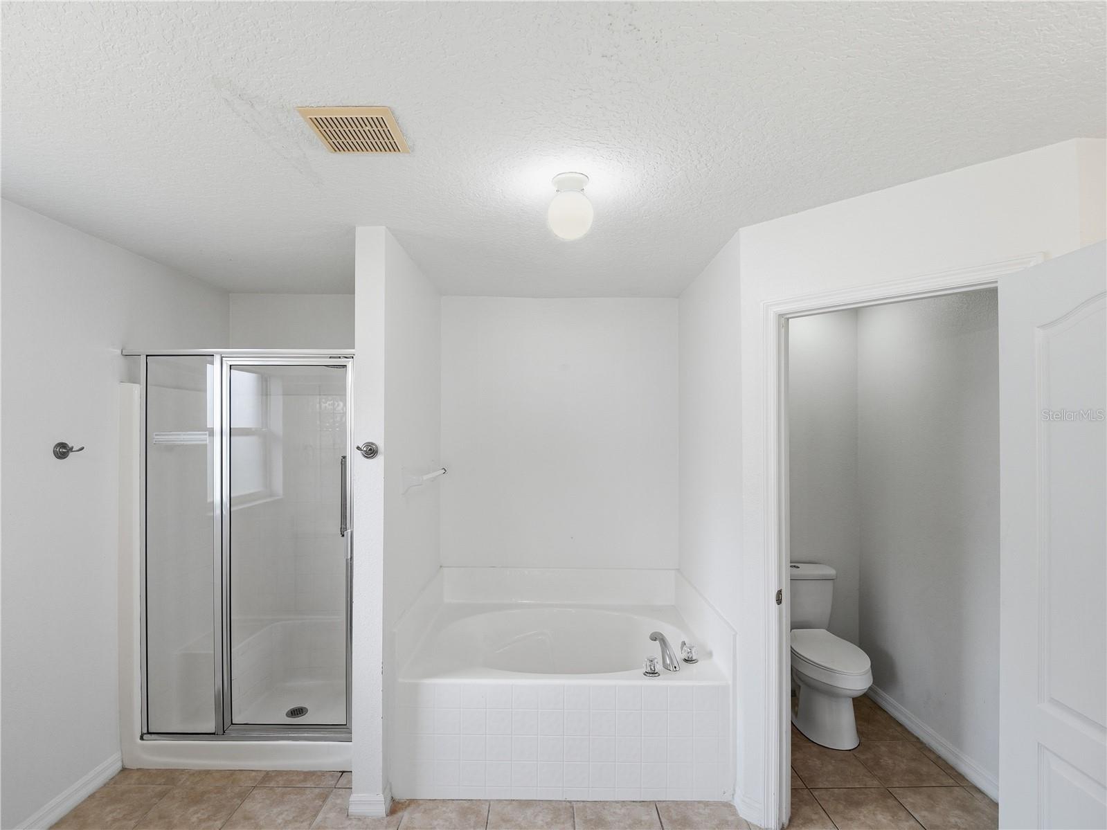 KEYSTONE POINTE PH 3 - Residential
