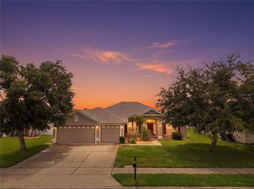 One or more photo(s) has been virtually staged. BRAND NEW ROOF 2026, NEW A/C 2025, HOME HAS GUTTERS, A 3-CAR GARAGE, AT THE BACK OF THE NEIGHBORHOOD......very quiet.  OPEN PLAN, SPLIT BEDROOMS, ALL APPLIANCES STAY.....EVEN THE WASHER & DRYER. Ceiling fans, marble window sills, Rainbird IRRIGATION, plant shelves, HIGH CEILINGS......SCREENED-IN BACK PATIO!!  The exterior is on the schedule to be PAINTED BY CLOSING, LANDSCAPE BEDS HAVE ROCK, and the neighbor's have fencing on 2 sides which means you only have one side left and gates left to do!! The Owner's Suite has TWO walk-in closets......dual vanities with VESSEL SINKS & GRANITE TOPS!!  This Suite also connects to the back patio.....we have TWO extra linen closets, the 2nd Bath also has DUAL SINKS and connects to the back patio......great future pool bath!!  Bed 4 and the 3rd Bath are located at the front of the home, sort of creating its own private suite......perfect for guests or multigenerational living.  Keystone Pointe is tucked back, has awesome sidewalks for evening or morning walks.....location is IDEAL, great proximity to the FL Turnpike, shopping, groceries, medical, etc. Our East Coast beaches can be reached within an hour+, we have a quaint downtown with a beautiful sandy lakefront park, St. Cloud offers many lakes for fantastic boating & fishing......not many homes list in Keystone Pointe, now's your opportunity to check this one out!!