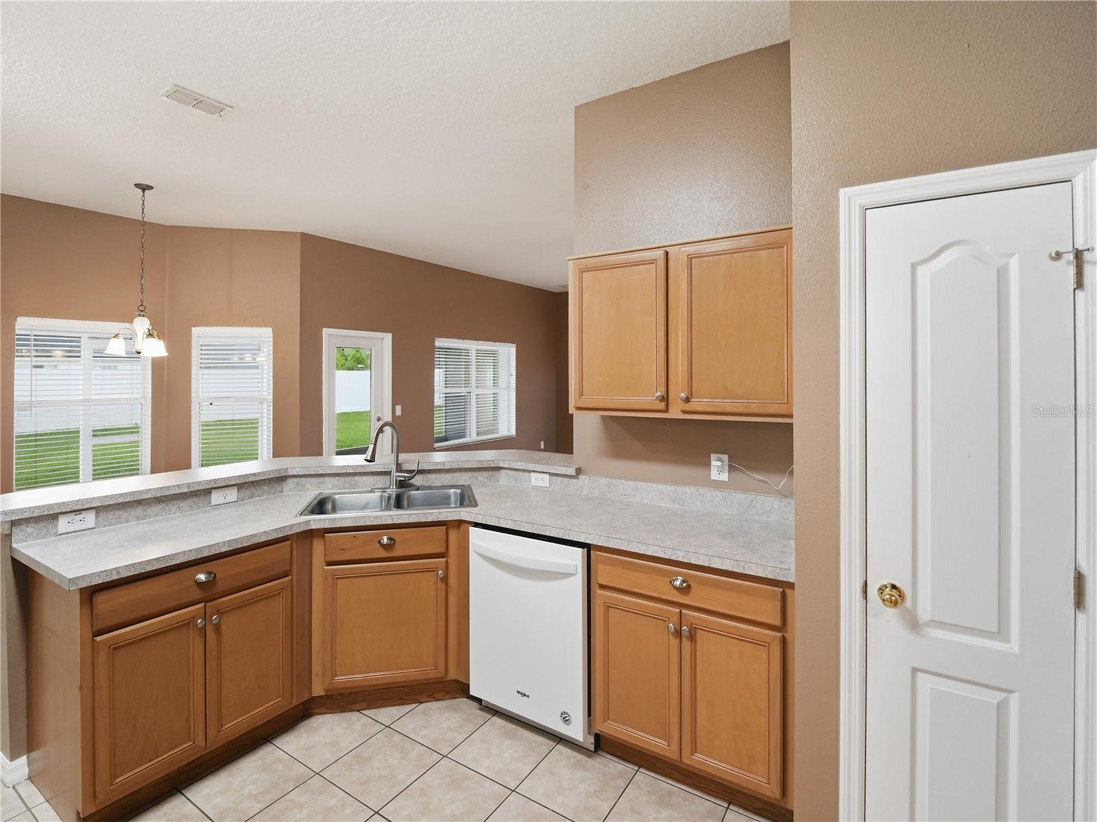 KEYSTONE POINTE PH 3 - Residential