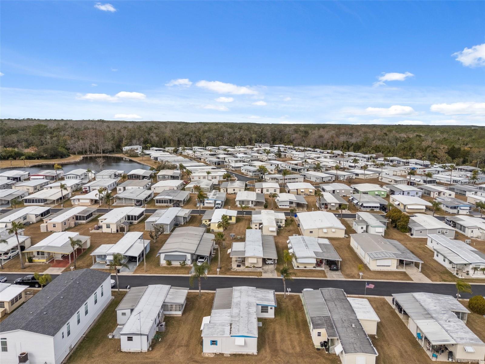 SENATE MANOR - Residential