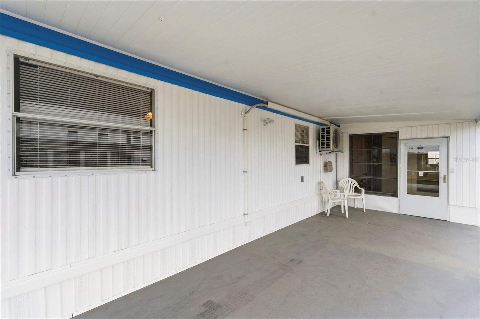 SENATE MANOR - Residential