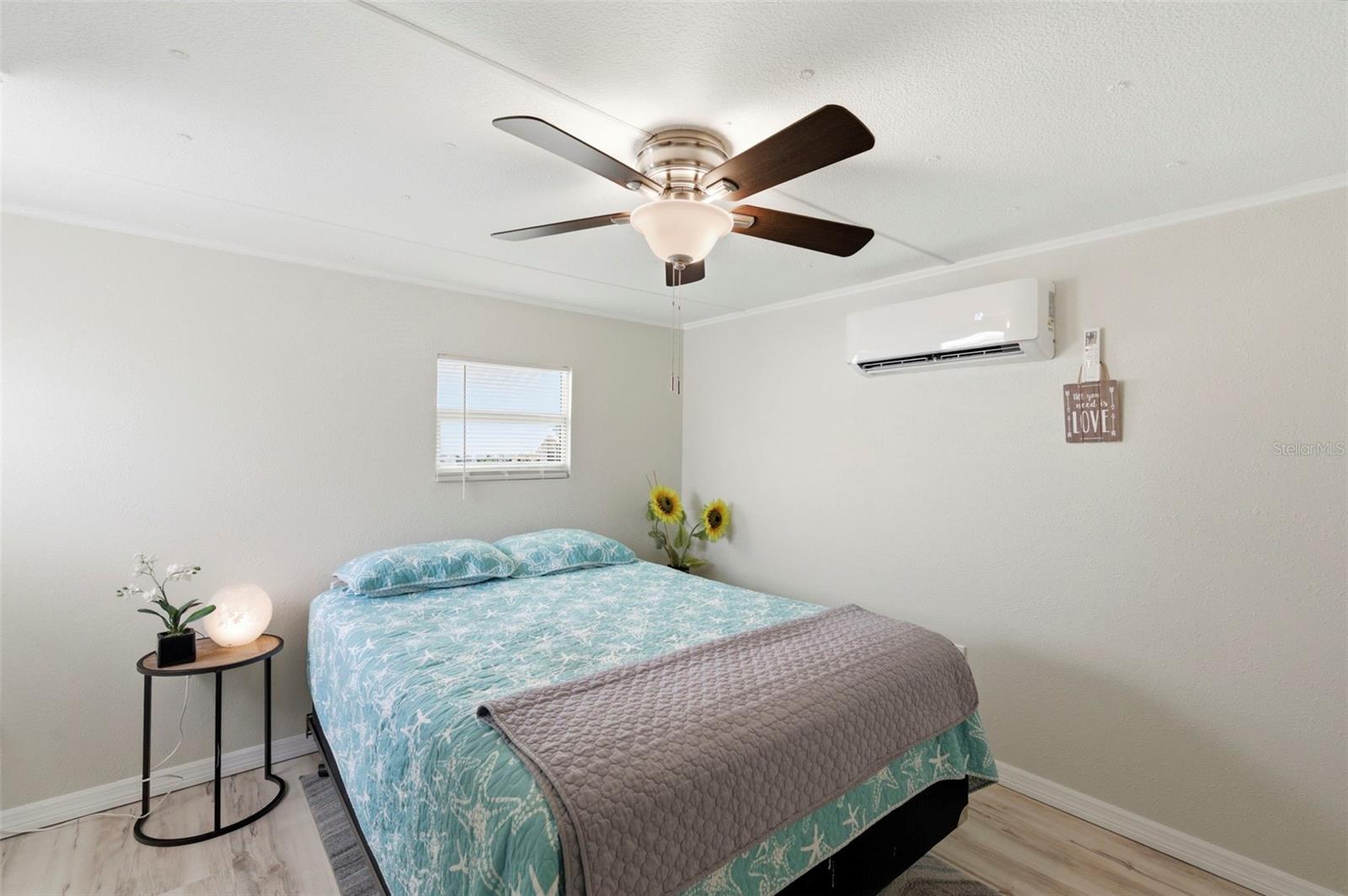 SENATE MANOR - Residential