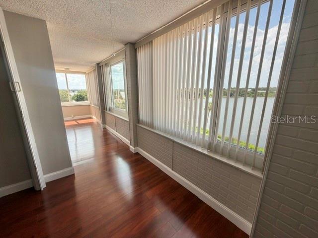 SPRING LAKE TOWERS - Residential