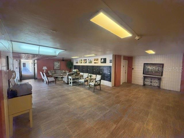 SPRING LAKE TOWERS - Residential