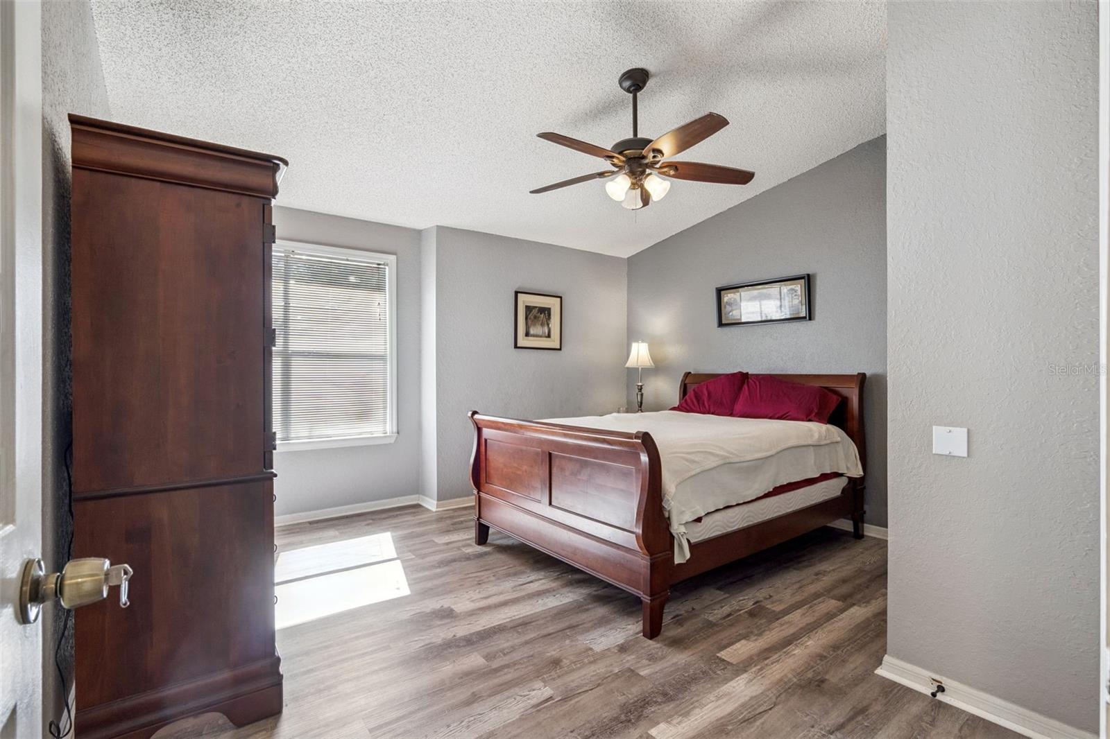 PARKVIEW VILLAGE - Residential