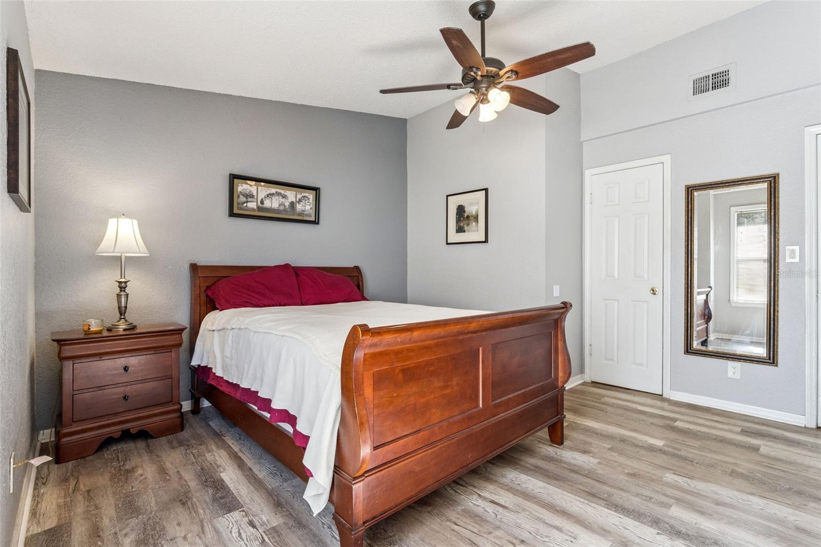 PARKVIEW VILLAGE - Residential