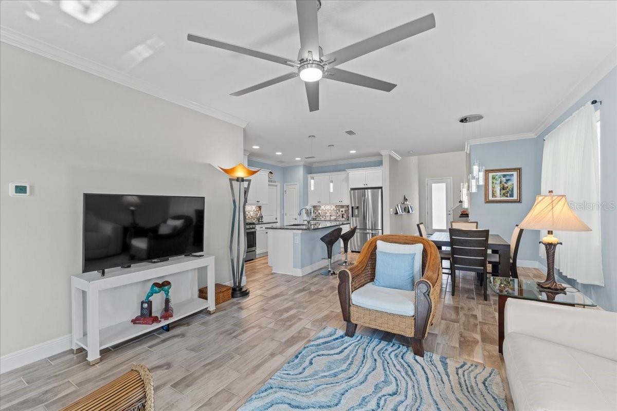 TOWNS AT SPRING LAKE - Residential