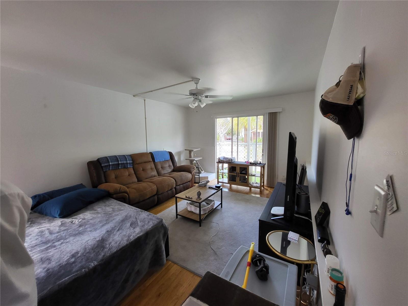 POS SUB OF BLKS G & H - Residential Income