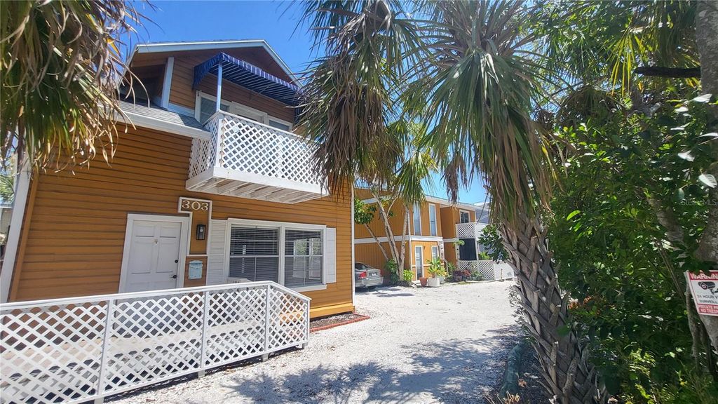 Photo of 301 S Osprey Avenue, Sarasota, FL 34236 (MLS # A4680127)