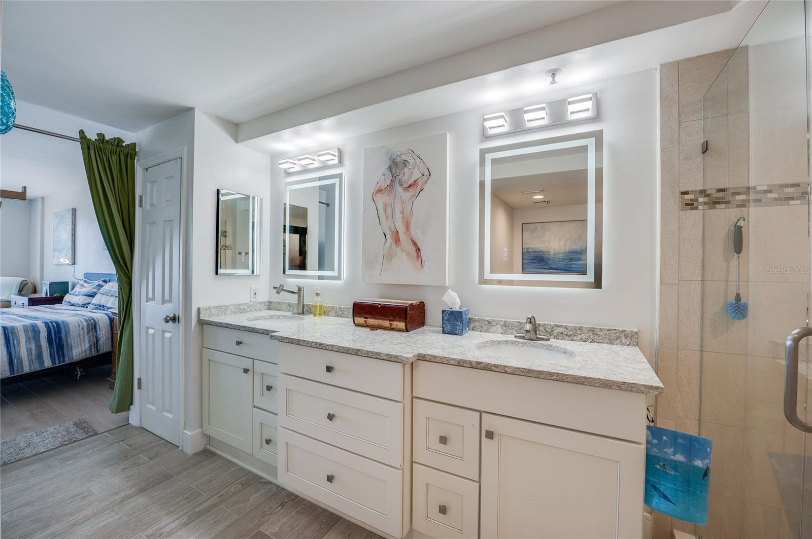 TOWERS AT PONCE INLET TOWER 01 CONDO - Residential