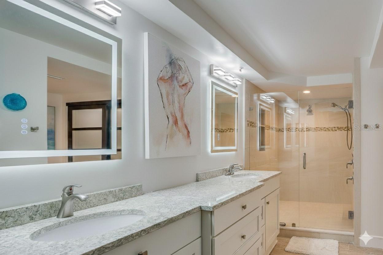 TOWERS AT PONCE INLET TOWER 01 CONDO - Residential